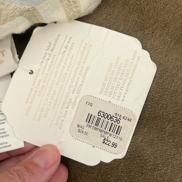 Pottery Barn Kids Emily And Meritt Sweet Traveler Pillow Blue 12x16 - Picture 3 of 3